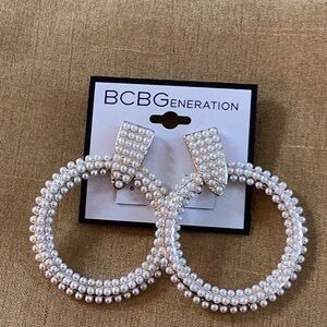 BCBGeneration pearl doorknockers hoops